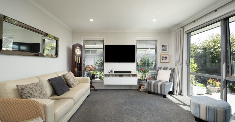 9 Korari Grove , Redwoodtown, Redwoodtown - Carousel 2