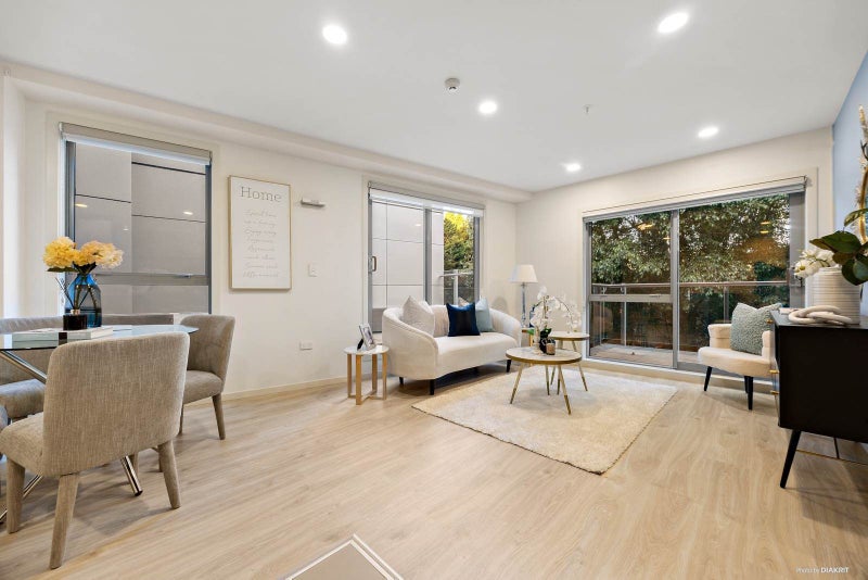 217/4 Wagener Place, Mount Albert, Auckland - Carousel 1