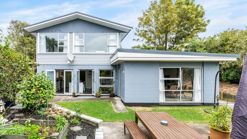 7 Palawan Place, Torbay, Auckland - Carousel 1