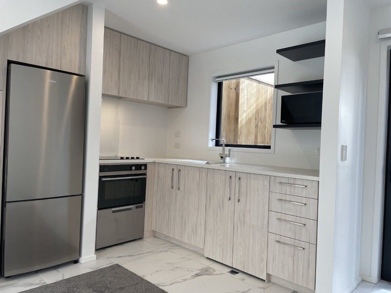 4/16 Nova Place, Christchurch Central, Christchurch - Carousel 2