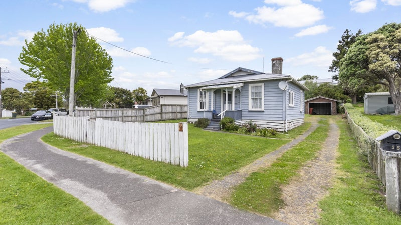 35 Awaroa Road, Helensville, Helensville - Carousel 1