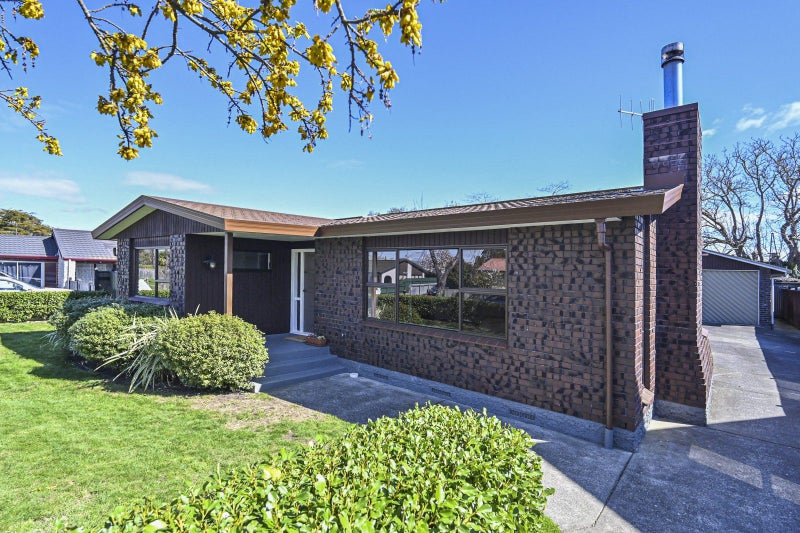 8 Palmer Place, Parkvale, Hastings - Carousel 2