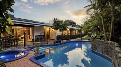 20 Stoneyroyd Gardens, Remuera, Auckland - Carousel 1