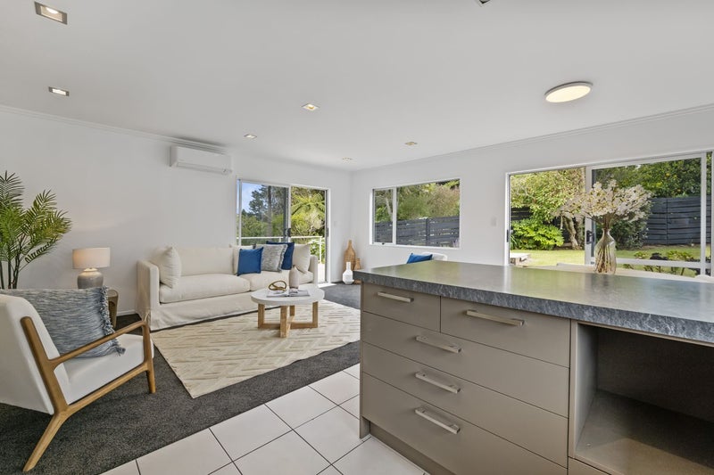 8A Lambton Terrace, Welbourn, New Plymouth - Carousel 2