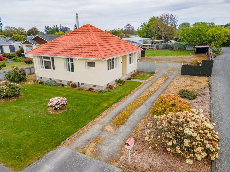 24 Taylor Street, Geraldine, Geraldine - Carousel 1