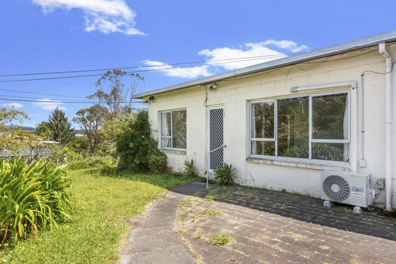 1/22C Evans Road, Glen Eden, Auckland - Carousel 1