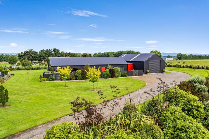 1228A Camerons Line, Aorangi, Feilding - Carousel 1