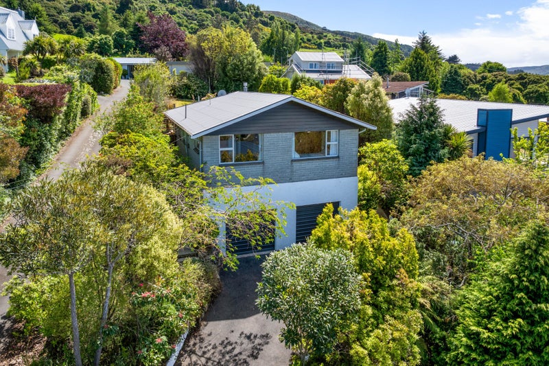 10 Larkins Street, Helensburgh, Dunedin - Carousel 1