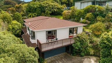 58 Discovery Drive, Whitby, Porirua - Carousel 1