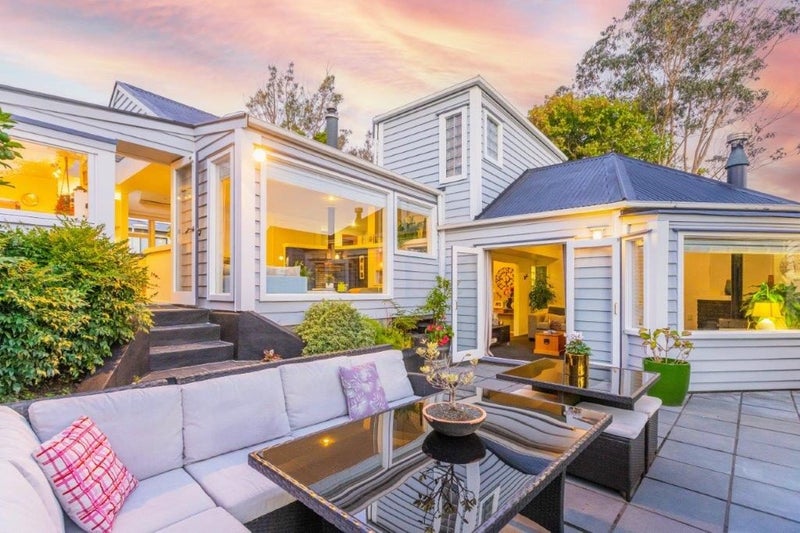 5 Pitoitoi Street, Otaihanga, Paraparaumu - Carousel 1