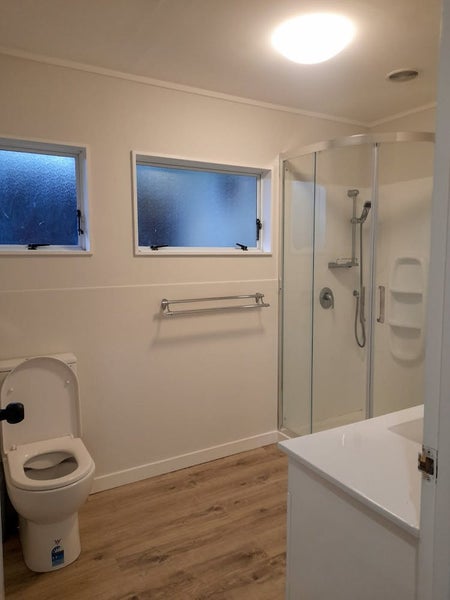 2/51 Fruitvale Road, New Lynn, Auckland - Carousel 8