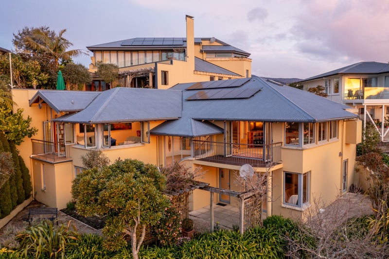 0 Britannia Heights, Stepneyville, Nelson - Carousel 2