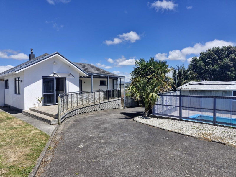 66 Ngamotu Road, Spotswood, New Plymouth - Carousel 1