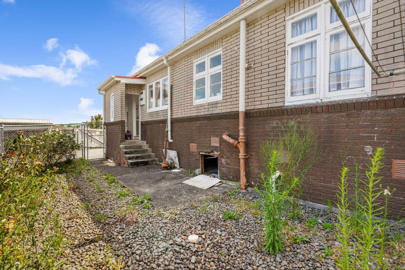 115 Sunnyside Road, Sunnyvale, Auckland - Carousel 17