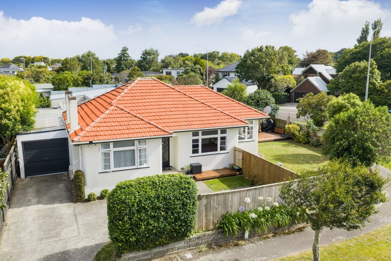 35 Hardie Street, Hokowhitu, Palmerston North - Carousel 1