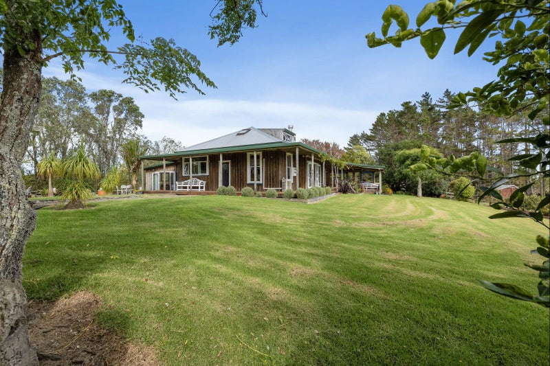 74 Fishlock Road, Te Arai, Wellsford - Carousel 1