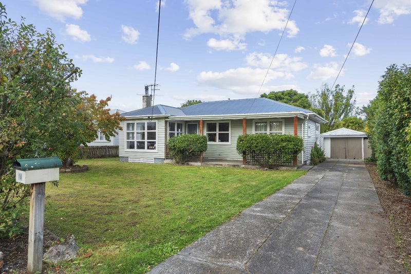 18 Iorns Street, Masterton - Carousel 24