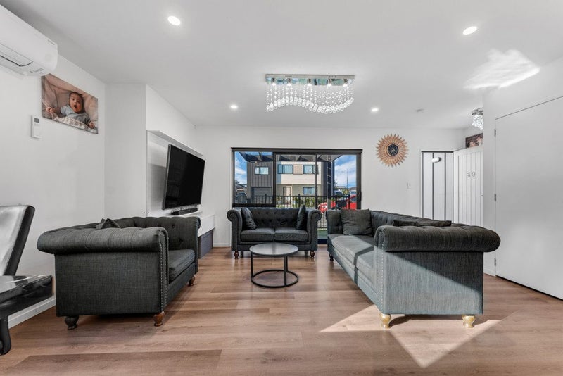 69 Black Beech Crescent, Takanini, Auckland - Carousel 2