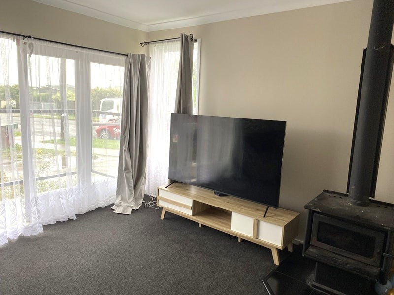 142 Redwood Street, Redwoodtown, Blenheim - Carousel 2