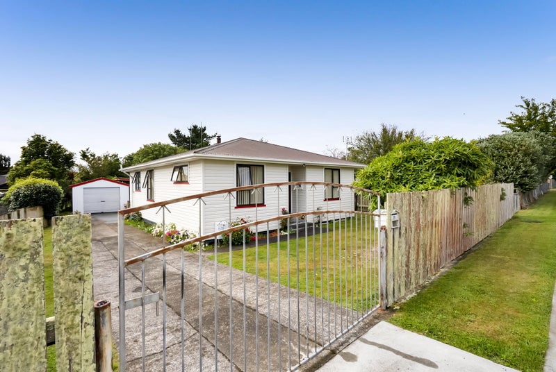 20 Cornwall Street, Eltham, Eltham - Carousel 21
