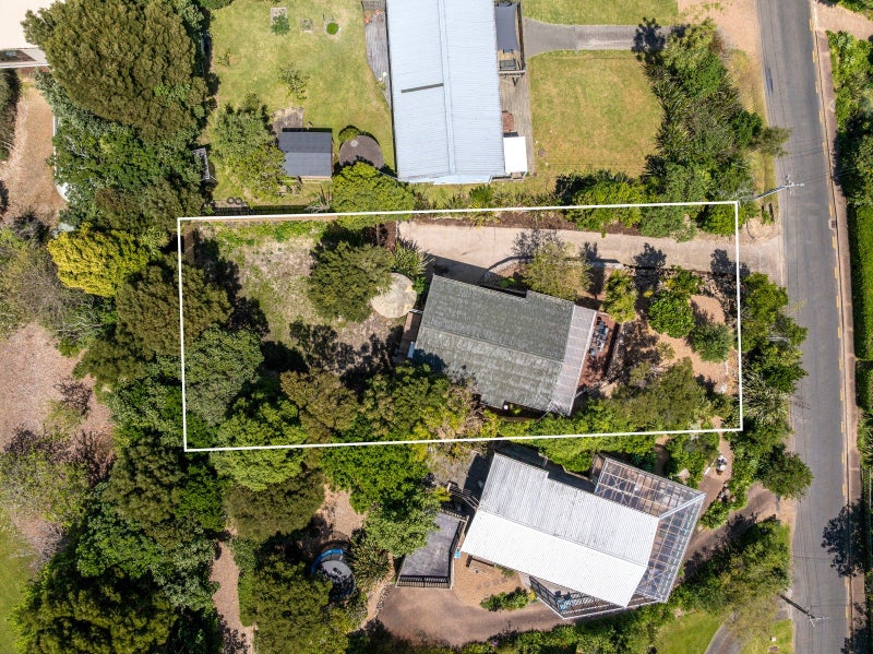 56 Jellicoe Parade, Surfdale, Waiheke Island - Carousel 22