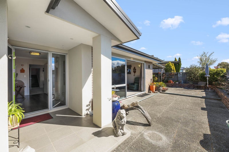 2 Brooklyn Drive, Redwoodtown, Blenheim - Carousel 2