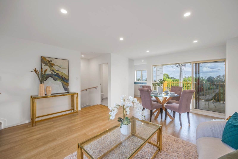 7/3 Coronation Road, Hillcrest, North Shore City, Auckland - Carousel 1