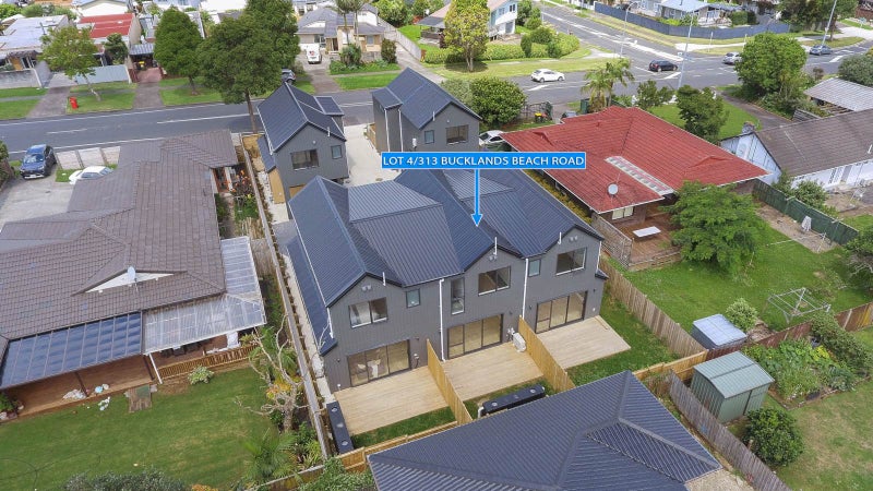 313D BUCKLANDS BEACH Road, Bucklands Beach, Auckland - Carousel 1