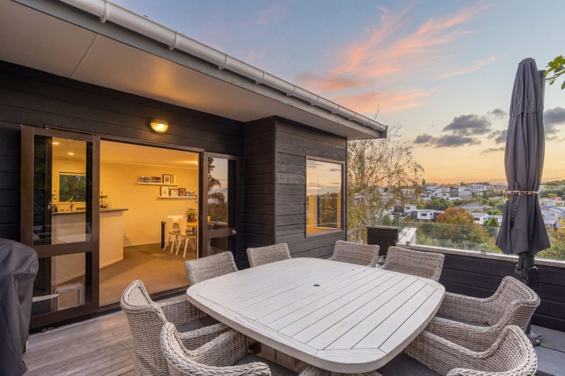 12 Braemar Road, Rothesay Bay, North Shore City, Auckland - Carousel 1