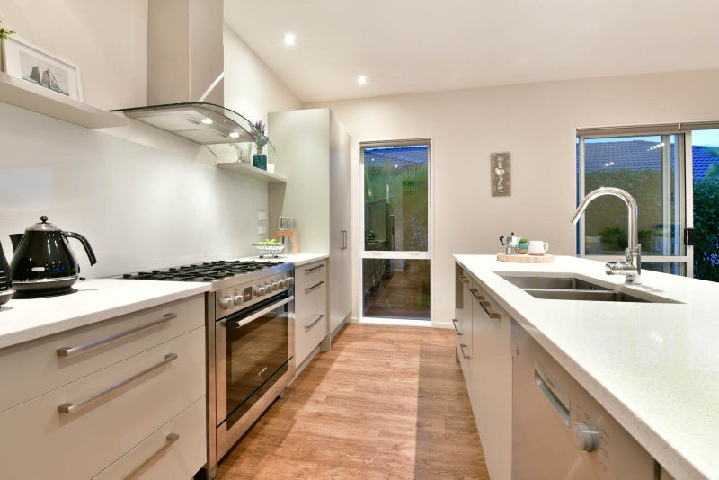 Property Valuation for 8 Bella Vista Drive, Gulf Harbour, Whangaparaoa