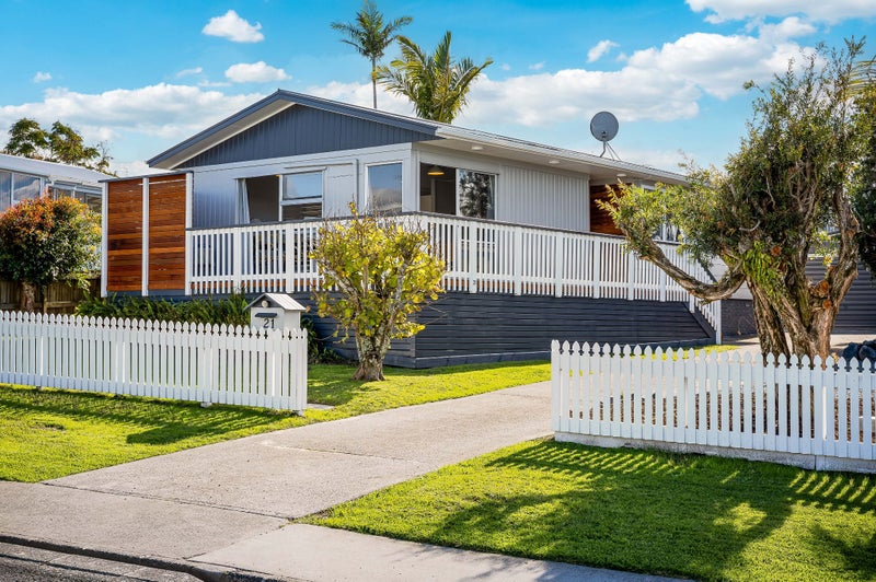 21 Snells Beach Road, Snells Beach, Snells Beach - Carousel 1
