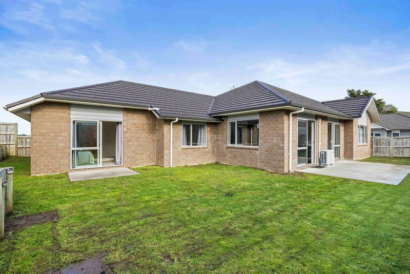 43 Longbow Terrace, Flagstaff, Hamilton - Carousel 22