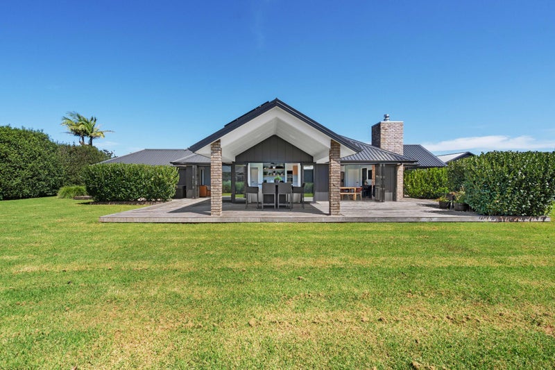 5 Thomas Elmsley Way, Maungatapere, Whangarei - Carousel 1