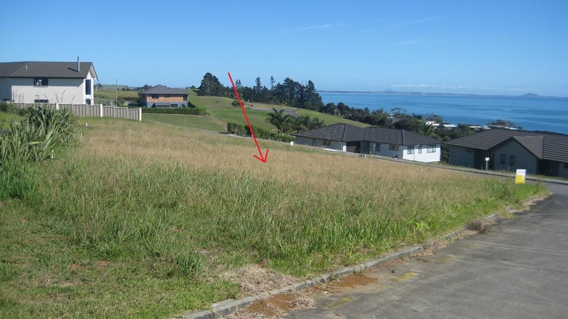21 Eagles Way, Cable Bay - Carousel 1