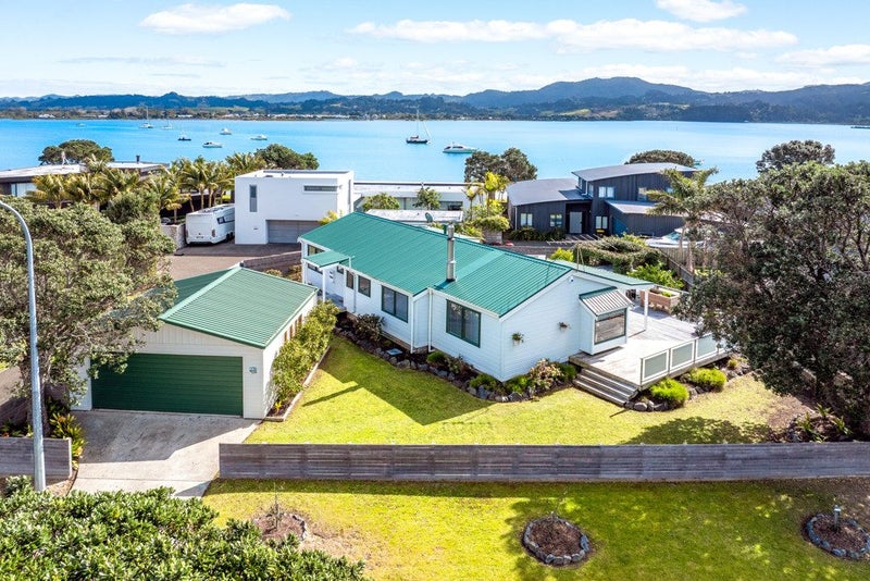 201 Omaha Drive, Omaha - Carousel 1