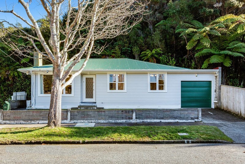 73 Delaney Drive, Stokes Valley, Lower Hutt - Carousel 22