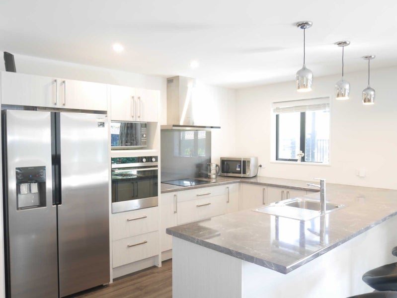 208 Racecourse Road, Sockburn, Christchurch - Carousel 2