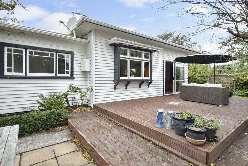 2/38 Sheldon Street, Woolston, Christchurch - Carousel 1