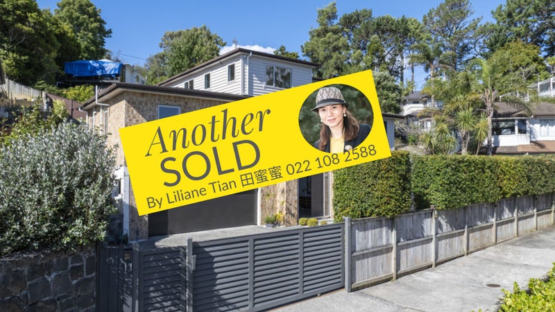 31 Corricvale Way, Northcross, Auckland - Carousel 1