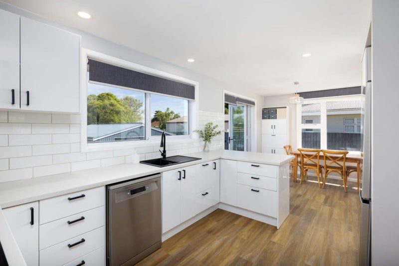 323 Hills Road, Mairehau, Christchurch - Carousel 2