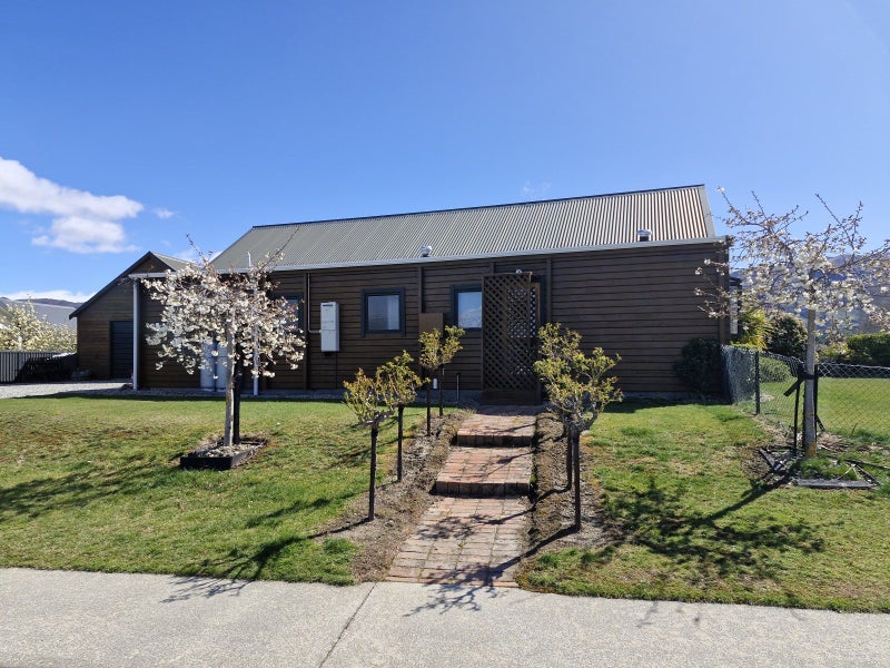 141 Hazlett Street, Clyde, Clyde - Carousel 1