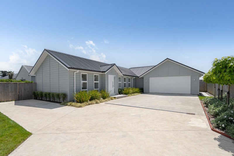 9 Peony Drive, Greytown - Carousel 1