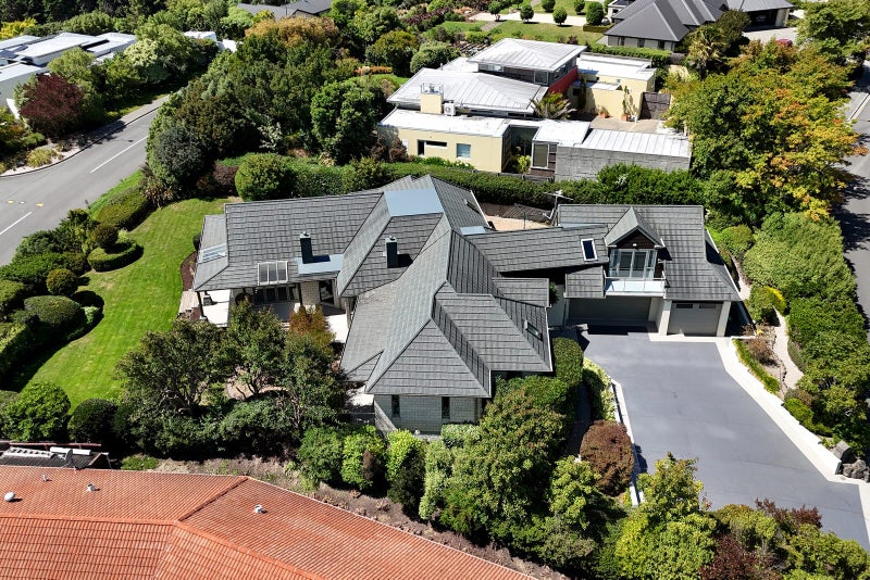 3 Watlings Place, Kennedys Bush, Christchurch - Carousel 1