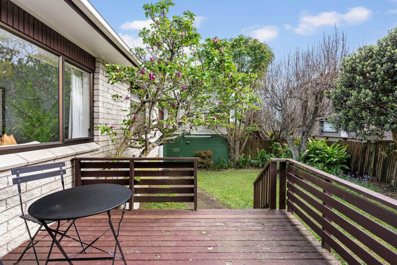2/84 Maskell Street, St Heliers, Auckland - Carousel 1