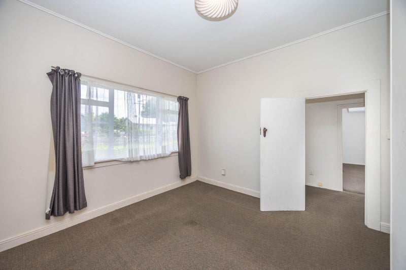 28 Hakanoa Street, Huntly, Huntly - Carousel 2