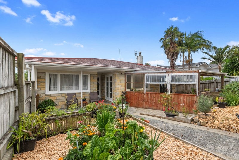 11 Cartwright Road, Onerahi, Whangarei - Carousel 1