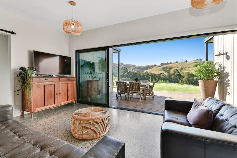 313 Pukapuka Road, Warkworth - Carousel 2