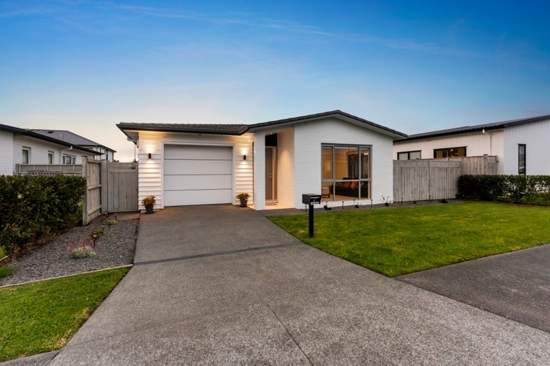 61 Nganui Avenue, Takanini, Auckland - Carousel 1