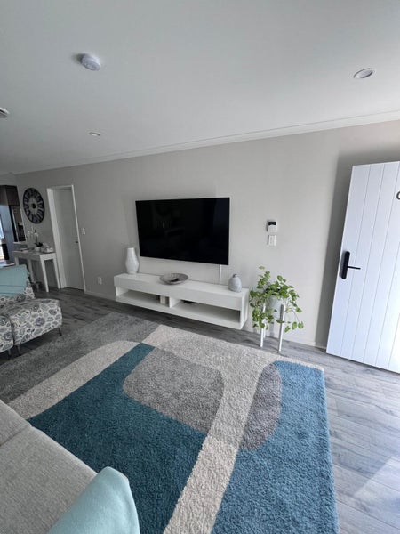 17C Prictor Street, Papakura, Papakura - Carousel 1