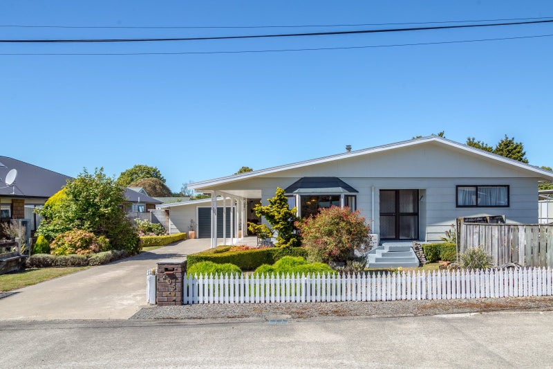 205 West Street, Greytown, Greytown - Carousel 2